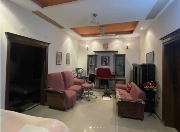 5 Marla House For Sale Near To Emporium Mall