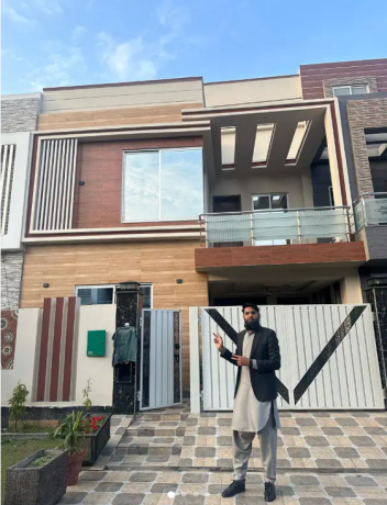 5-marla-brand-new-house-for-sale-in-bahria-town-lahore-big-0
