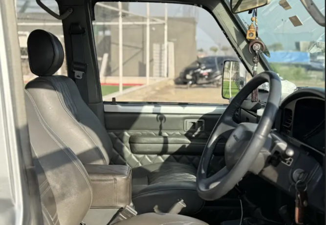 land-cruiser-praso-1995-for-sale-cars-sale-in-islamabad-big-3