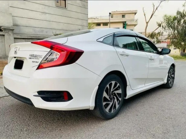 honda-civic-oriel-18-i-vtec-cvt-2017-car-sale-in-islamabad-big-3