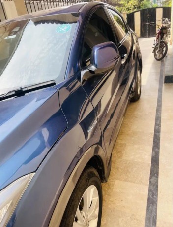 honda-vezel-xl-car-for-sale-in-islamabad-big-1
