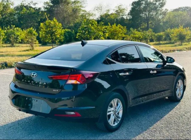 hyundai-elantra-gls-car-for-sale-in-islamabad-big-2