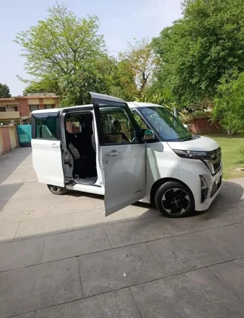 Nissan Roox-car for sale in islamabad