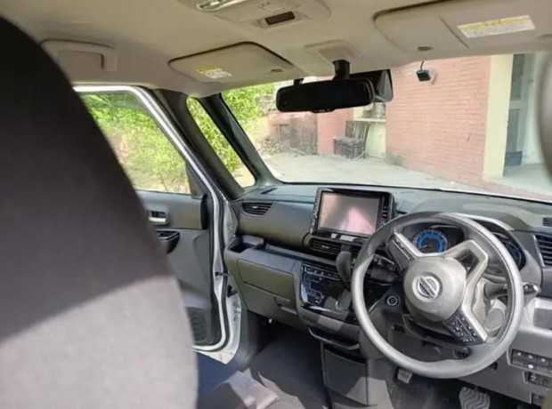 nissan-roox-car-for-sale-in-islamabad-big-4