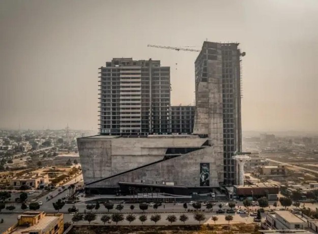 located-two-bed-appartment-in-j7-emporium-appartment-for-sale-in-islamabad-big-3