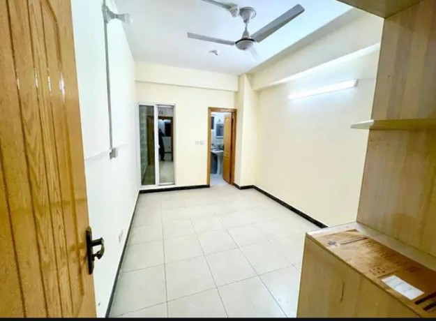 2-bedroom-corner-flat-for-sale-flat-for-sale-in-islamabad-big-4