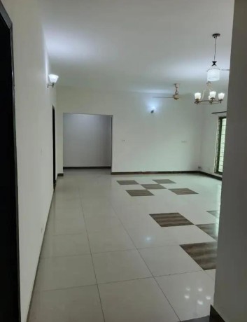 10-marla-appartment-for-sale-in-askari-11-sector-b-appartment-for-sale-in-lahore-big-2