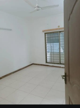 10-marla-flat-for-sale-in-askari-appartment-for-sale-in-lahore-big-4