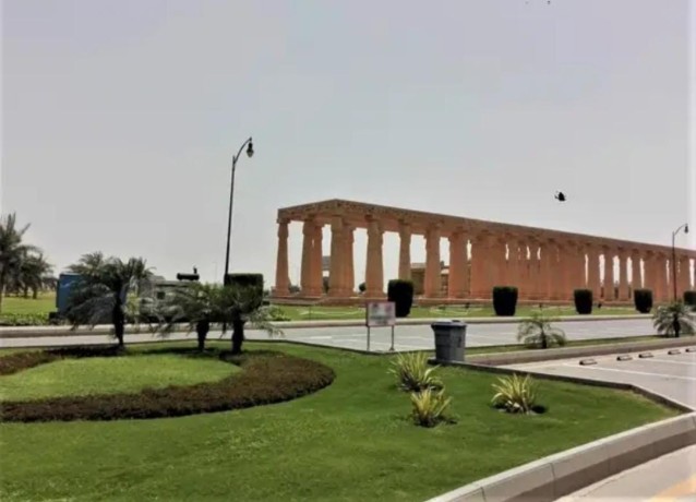 1250-sq-ft-shop-with-basement-shop-available-for-sale-in-karachi-big-3