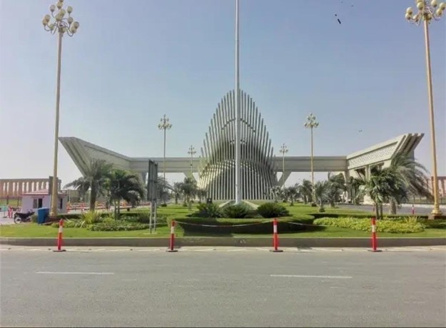 shop-available-for-sale-shop-for-sale-in-karachi-jinna-avenue-big-1