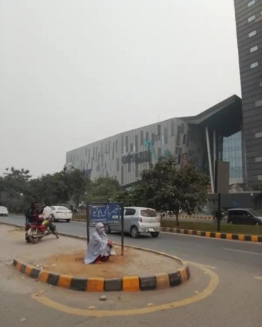 commercial-building-building-for-sale-in-lahore-johar-town-big-2