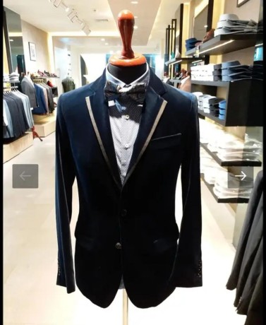 commercial-shop-for-sale-shop-for-sale-in-lahore-mm-alam-road-big-1