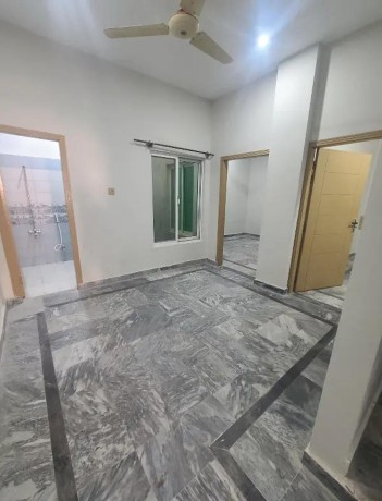 flat-for-rent-in-chaklala-scheme-rawalpindi-big-0