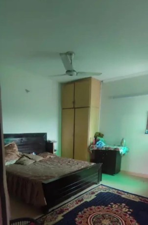 flat-for-rent-in-khayaban-e-amin-lahore-big-4