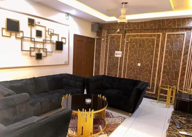 appartment-for-rent-in-bahria-town-lahore-big-2