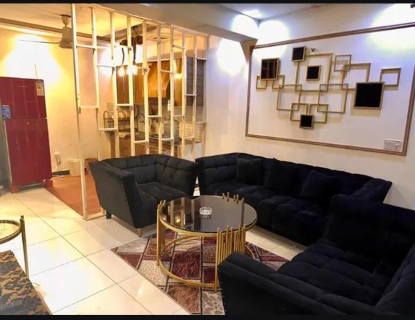 appartment-for-rent-in-bahria-town-lahore-big-0