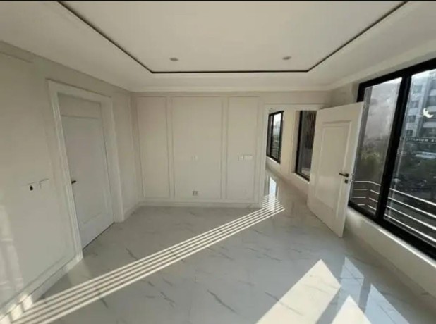 appartment-for-rent-in-bahria-town-lahore-big-1