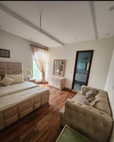 appartment-for-rent-in-gullberg-lahore-big-3