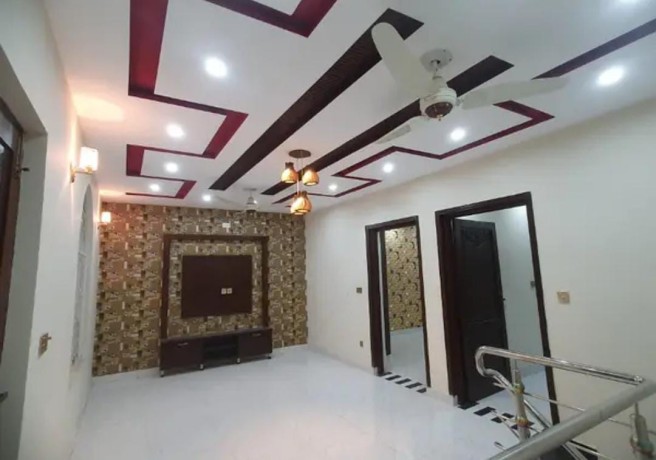 flat-for-rent-in-johar-town-lahore-big-0