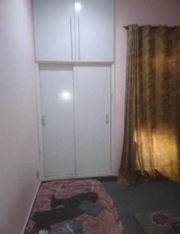 flat-for-rent-in-garden-town-lahore-big-4