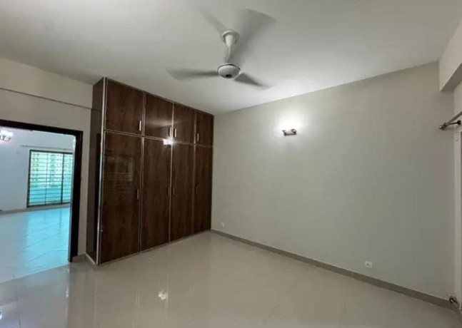 flat-for-rent-in-askari-10-lahore-big-0