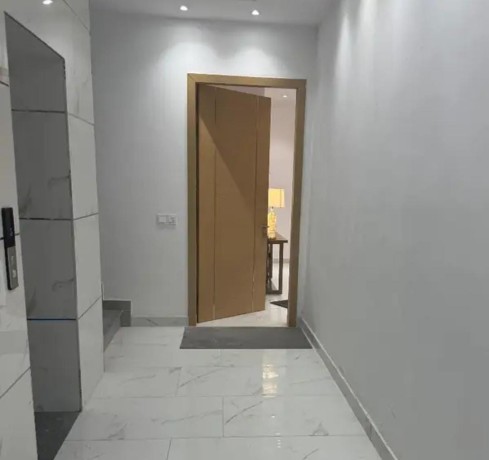flat-for-rent-in-gulberg-lahore-big-4