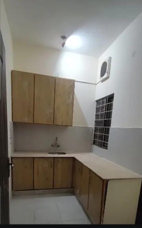 flat-for-rent-in-johar-town-lahore-big-2