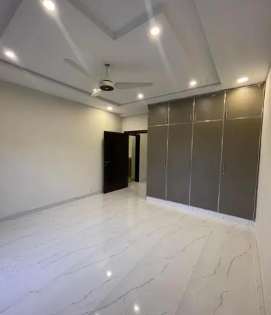 flat-for-rent-in-askari-5-karachi-big-3