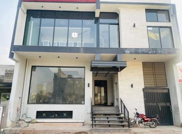 office-for-rent-in-gulberg-green-islamabad-big-0