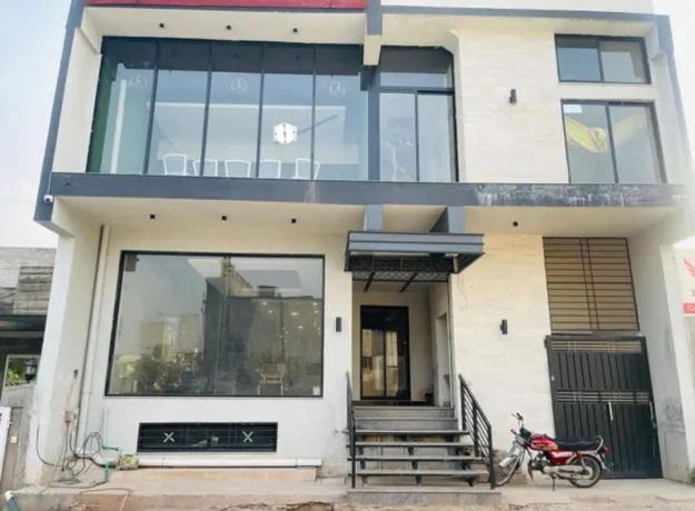 Office For Rent In Gulberg Green islamabad