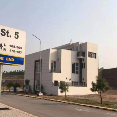 on-cash-nd-on-easy-installments-plan-available-more-villas-nd-apartmnt-big-1
