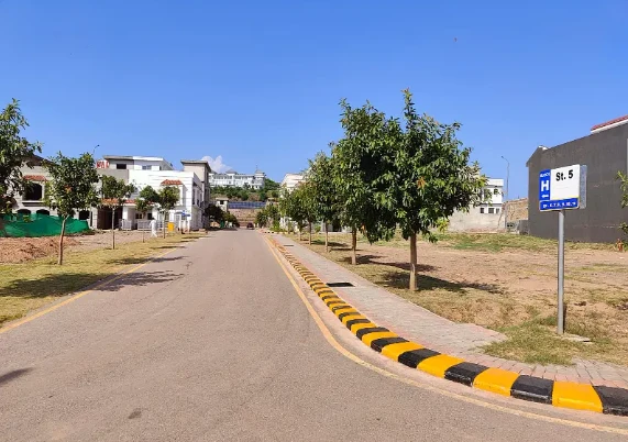 5 Marla Plot In Most Hyped And Developed Block H Park View Islamabad