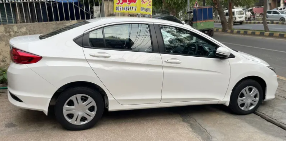 honda-city-12-automatic-2025-bank-leased-big-1