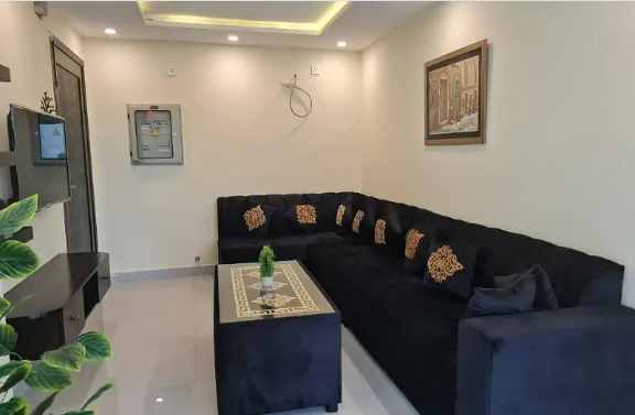 One Bed Non Furnished Apartment Available For Rent In Sector C Bahria Town Near KFC