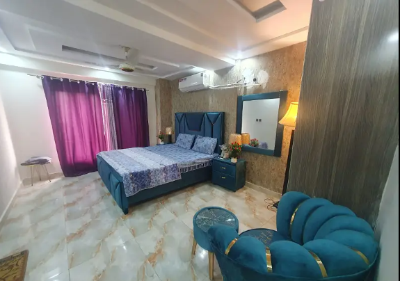 one-bed-apartment-for-rent-per-day-and-short-stay-avil-in-bahria-town-lahore-big-1