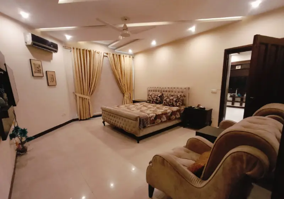 dha-furnished-guest-house-short-and-long-term-daily-weekly-and-monthly-basis-big-1