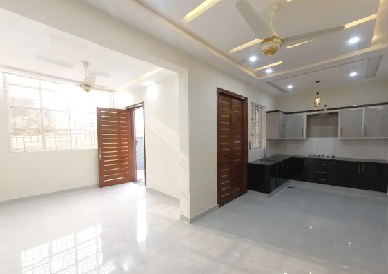 5-marla-house-available-for-sale-in-faisal-town-phase-1-of-block-c-islamabad-pakistan-big-4