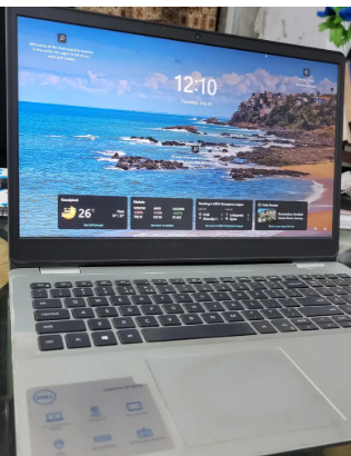 DELL Inspiron 3501