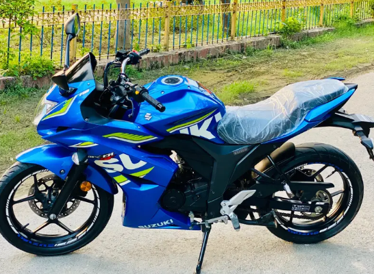 suzuki-gixxer-150-2022-only-1950kms-driven-only-1010-brand-new-big-2