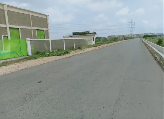 Plot Available for Commercial Use Gulistan Jouhar