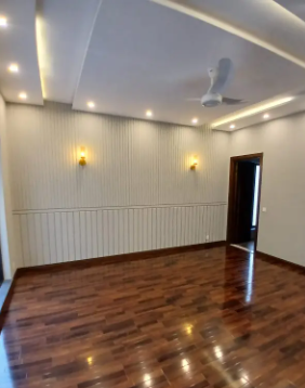 one-kanal-upper-portion-available-for-rent-in-dha-phase-7-big-2