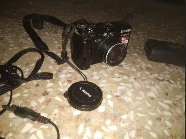 canon-camera-50-mega-pixel-hd-images-big-0