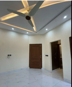 5-marla-house-for-rent-in-l-block-khayaban-e-amin-society-lahore-big-1