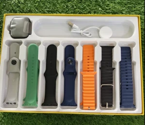 Best Quality Smart Watch With 7 Stylish Straps - Enhance Your Look