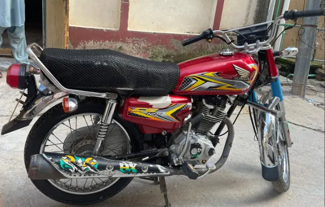 honda-cg-125-urgent-for-sale-honda-in-bikes-total-geniune-big-1