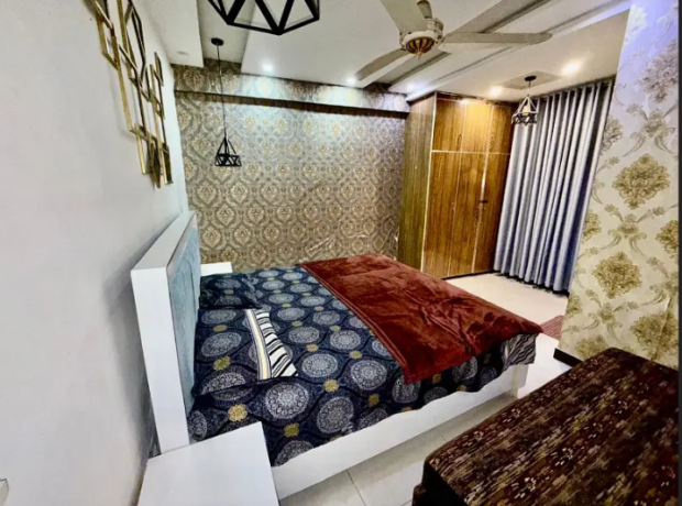 1-bedroom-fully-furnished-hotel-apartments-flat-for-rent-per-day-bahria-town-lahore-big-2