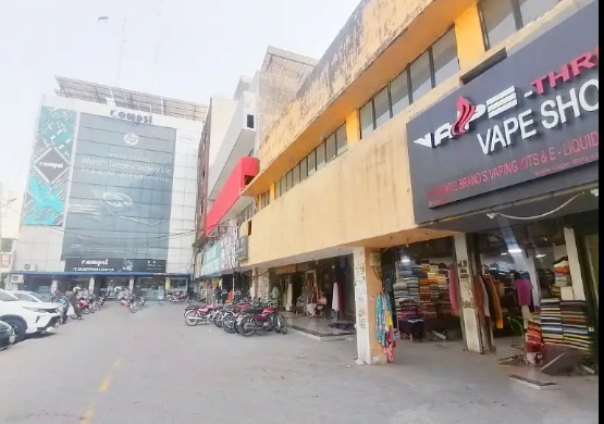 Get A Prime Location 392 Square Feet Shop For Sale In Barkat Market