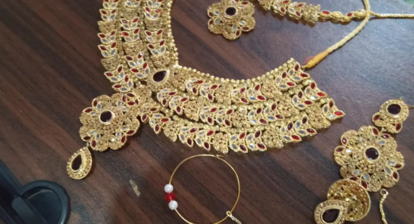 complete-jewelry-set-for-sale-big-1