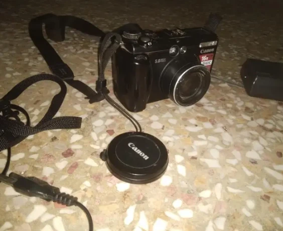 Canon camera_5.0 mega pixel_ HD images