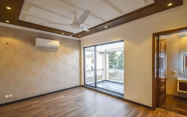 ready-to-rent-a-upper-portion-20-marla-in-lahore-big-1